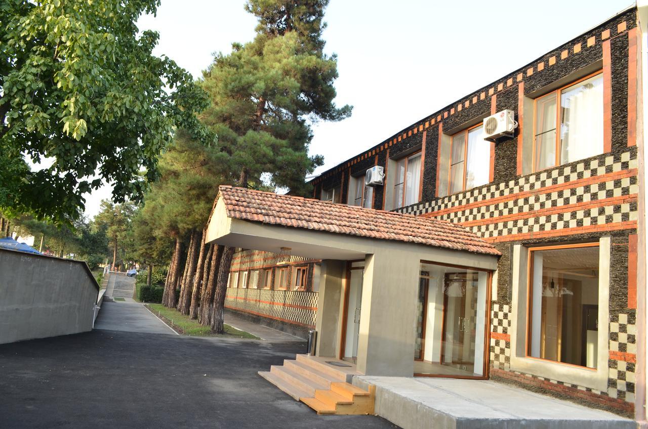Evim Otel Zaqatala Exterior foto