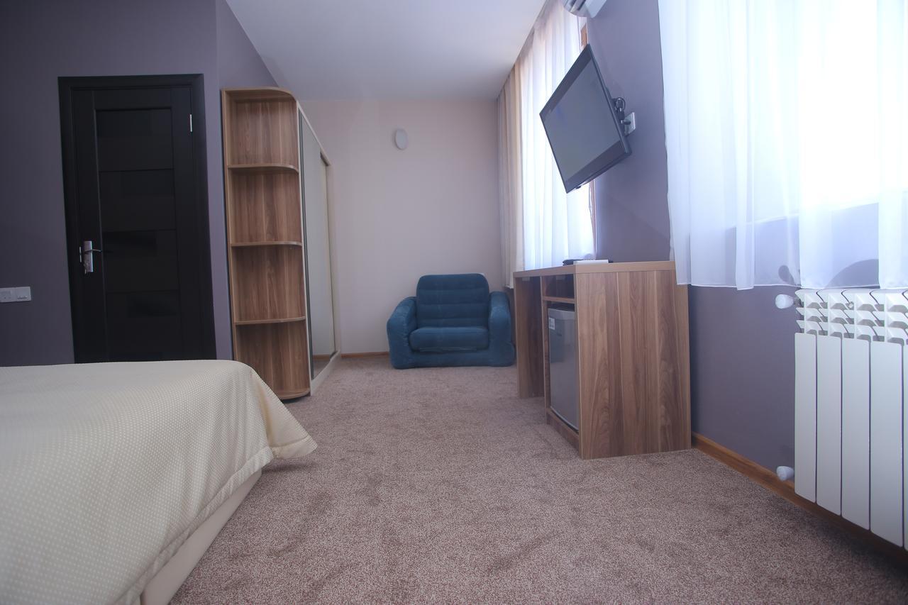 Evim Otel Zaqatala Exterior foto