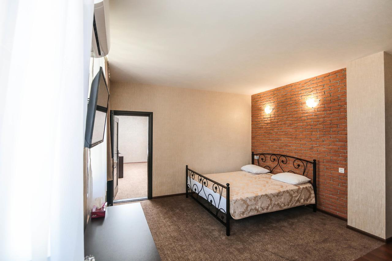 Evim Otel Zaqatala Exterior foto