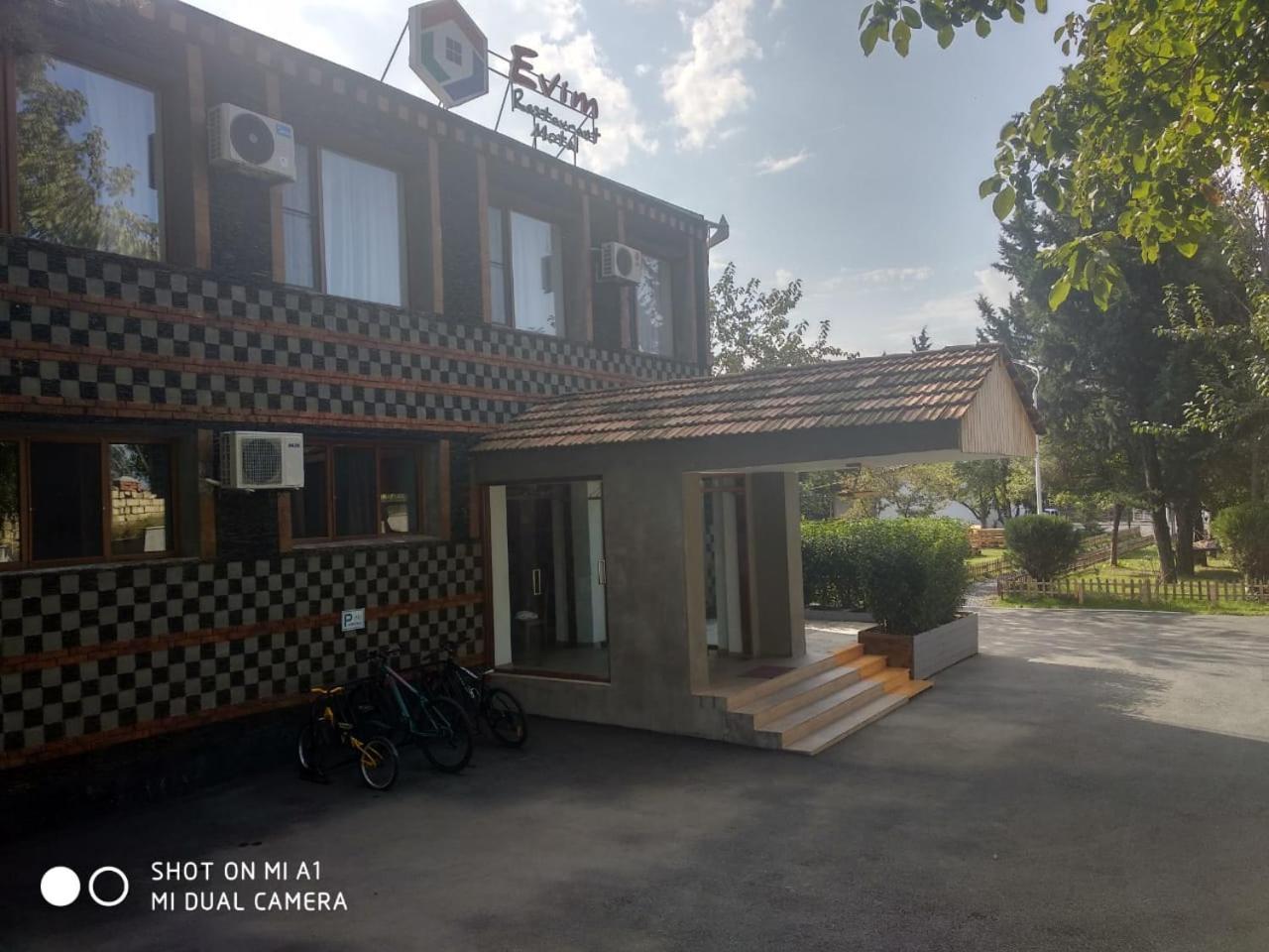 Evim Otel Zaqatala Exterior foto